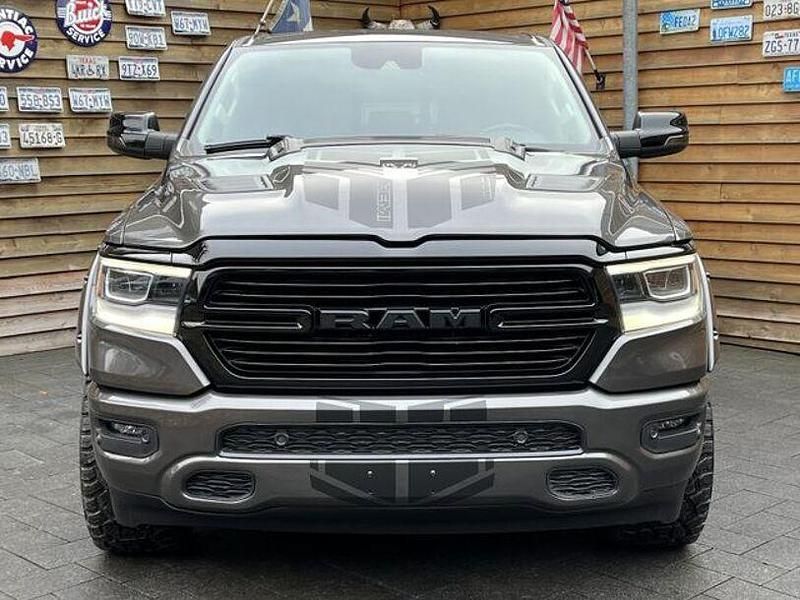 Gebraucht Dodge Ram 401 PS (294 kW) 2022 Grau Pickup