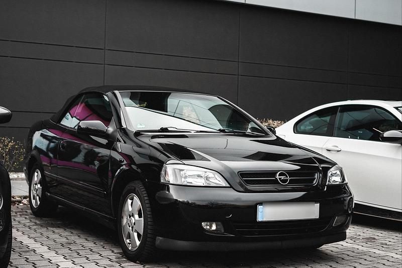 Gebraucht 2004 Opel Astra Cabriolet Cabrio | 1.950 € (Fairer Preis) - Bild 1/4