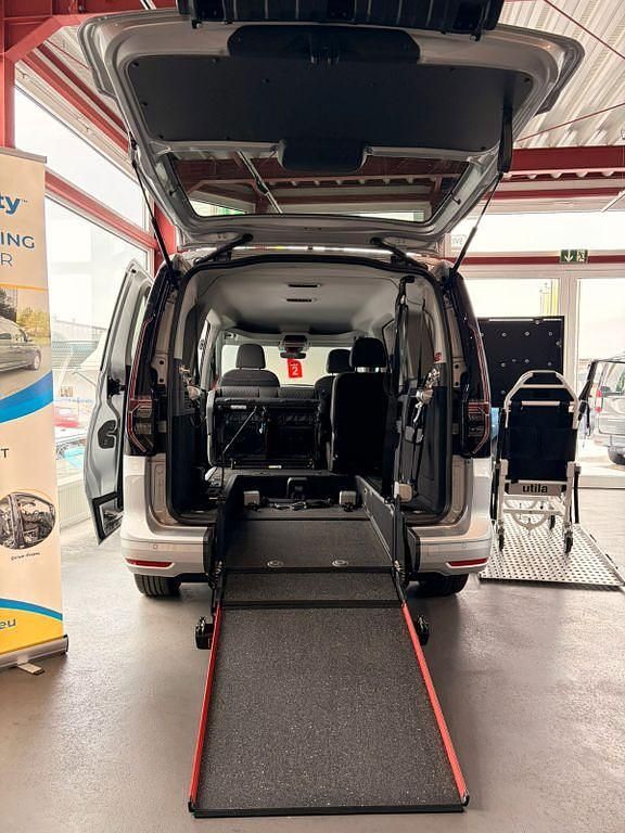 Neu VW Caddy Maxi Life 116 PS (85 kW) 2026 Silber Van / Kleinbus