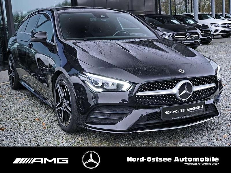 Gebraucht Mercedes CLA200 Shooting Brake AMG 163 PS (119 kW) 2021 Metalliclack kosmosschwarz Kombi