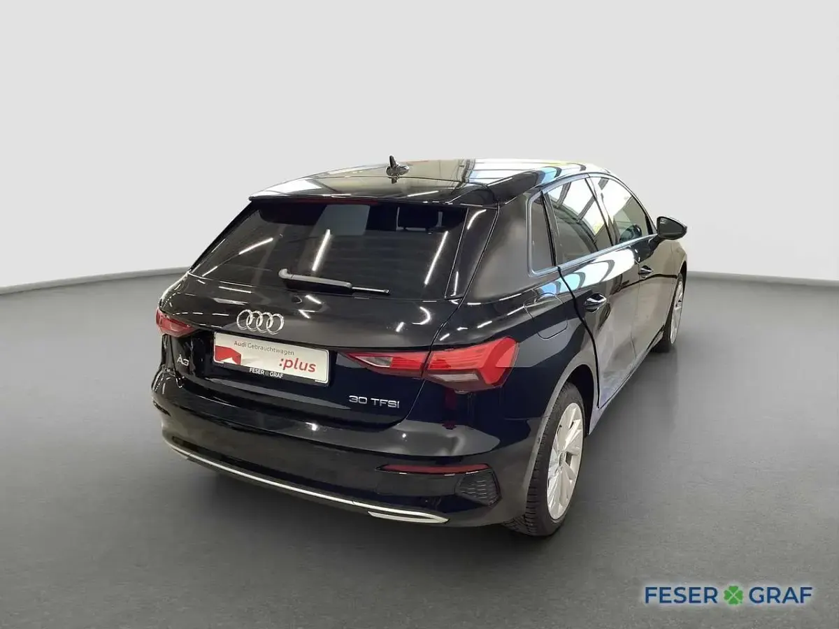 Gebraucht Audi A3 Advanced Plus 110 PS (80 kW) 2023 Brillantschwarz Limousine