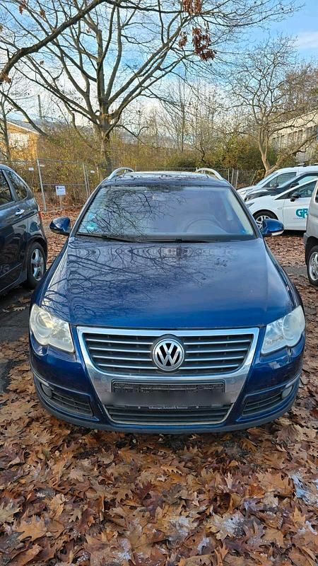 Blau Gebraucht 2007 VW Passat Kombi | 2.100 € (Superpreis) - Bild 1/4