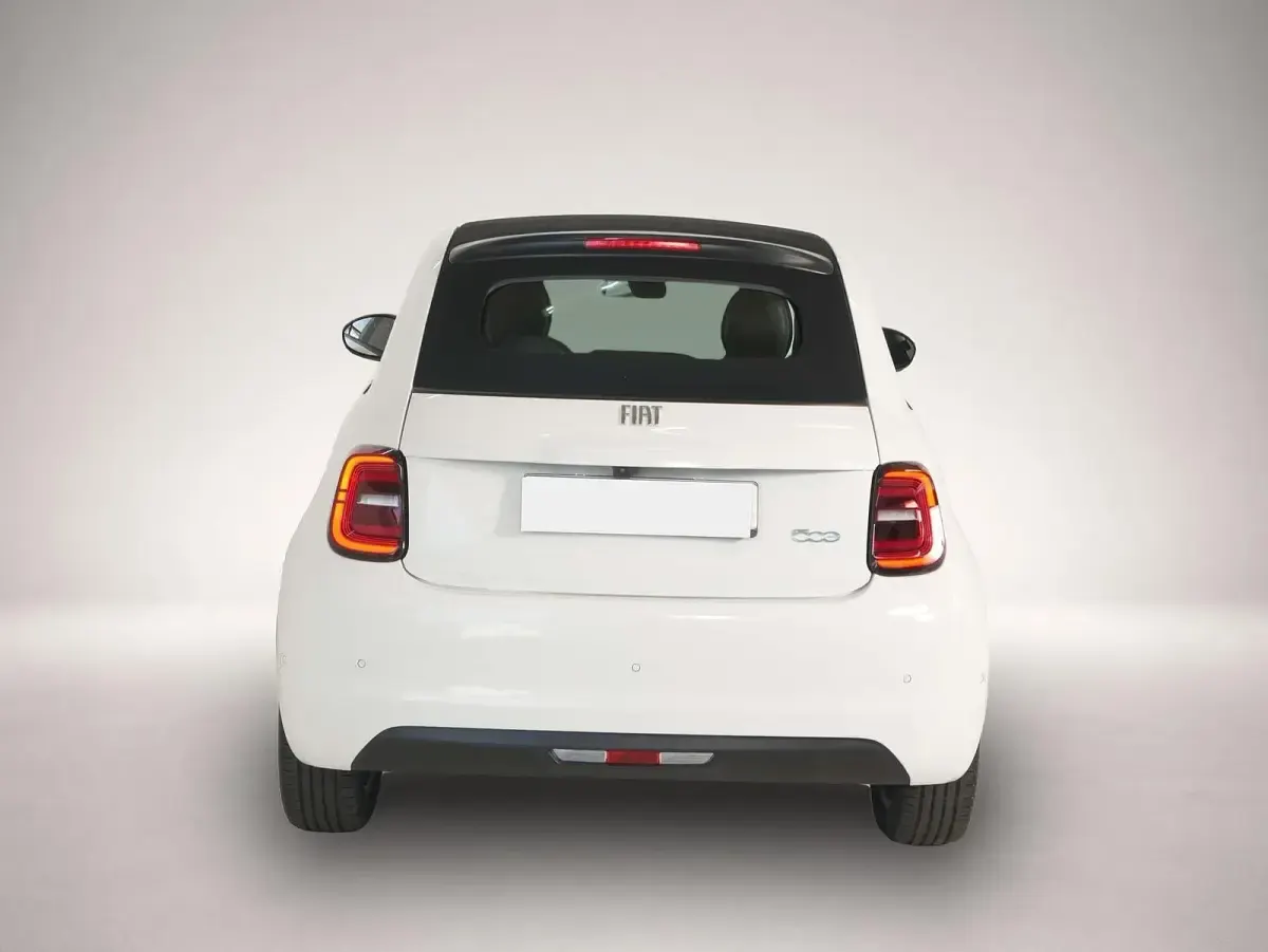 Gebraucht Fiat 500e 86 kW (118 PS) 2024 Manufacturer Cabrio