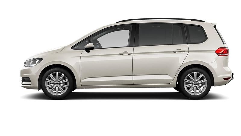 Gebraucht VW Touran 150 PS (110 kW) 2024 Ivory silver metallic Van / Kleinbus