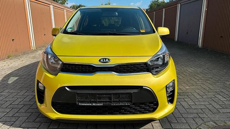 Grün Gebraucht 2018 Kia Picanto Edition 7 Kleinwagen | 8.600 € (Guter Preis) - Bild 1/4