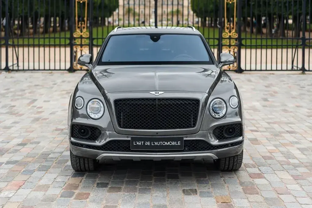 Gebraucht Bentley Bentayga 608 PS (447 kW) 2018 Grau SUV