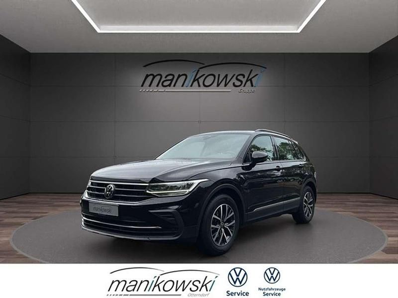 Gebraucht VW Tiguan 150 PS (110 kW) 2022 Deep black perleffekt SUV