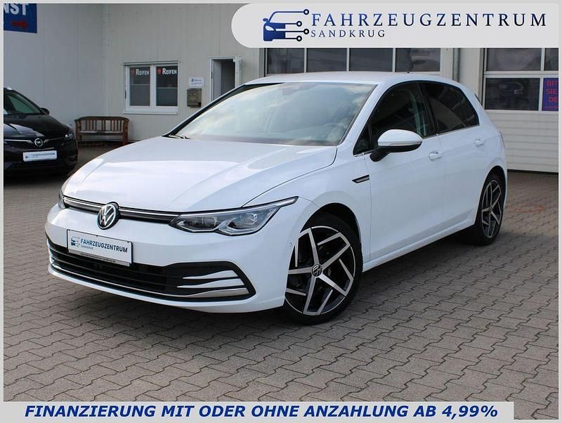 Gebraucht VW Golf VII Style 150 PS (110 kW) 2020 Weiß Limousine