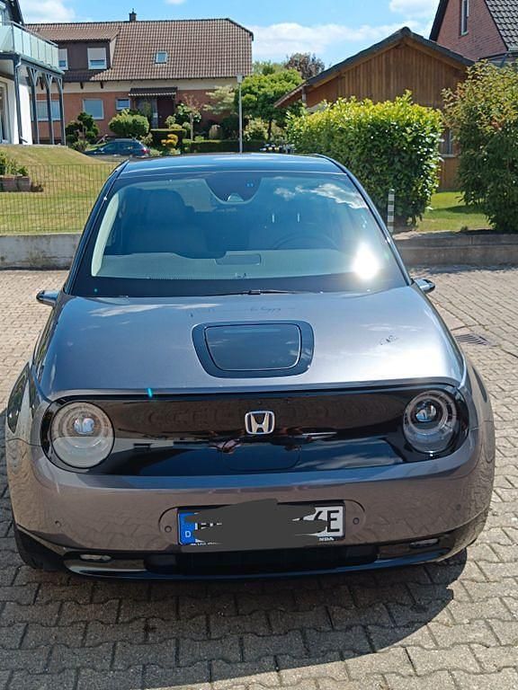 Grau Gebraucht 2020 Honda e Advance Kleinwagen | 17.500 € (Fairer Preis) - Bild 1/4