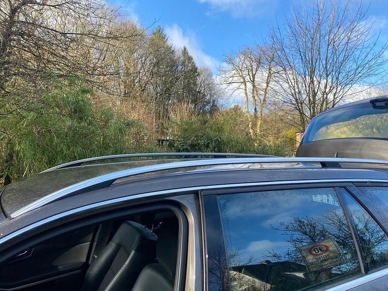 Andere farben Gebraucht 2010 Mercedes E350 Kombi | 7.500 € (Superpreis) - Bild 1/4