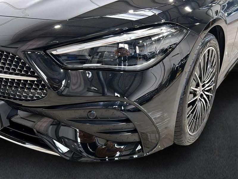 Gebraucht Mercedes 200 AMG 204 PS (150 kW) 2024 Lack obsidianschwarz (metallic) Cabrio