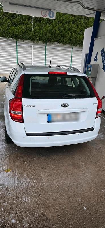 Gebraucht Kia Ceed 116 PS (85 kW) 2012 Weiß Kleinwagen