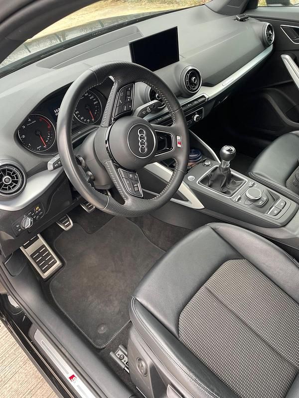 Gebraucht Audi Q2 S-Line 116 PS (85 kW) 2018 Schwarz SUV