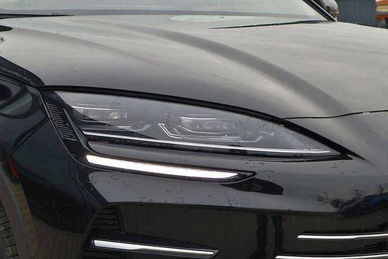 Neu BYD Seal U Design 324 PS (238 kW) 2025 Schwarz SUV