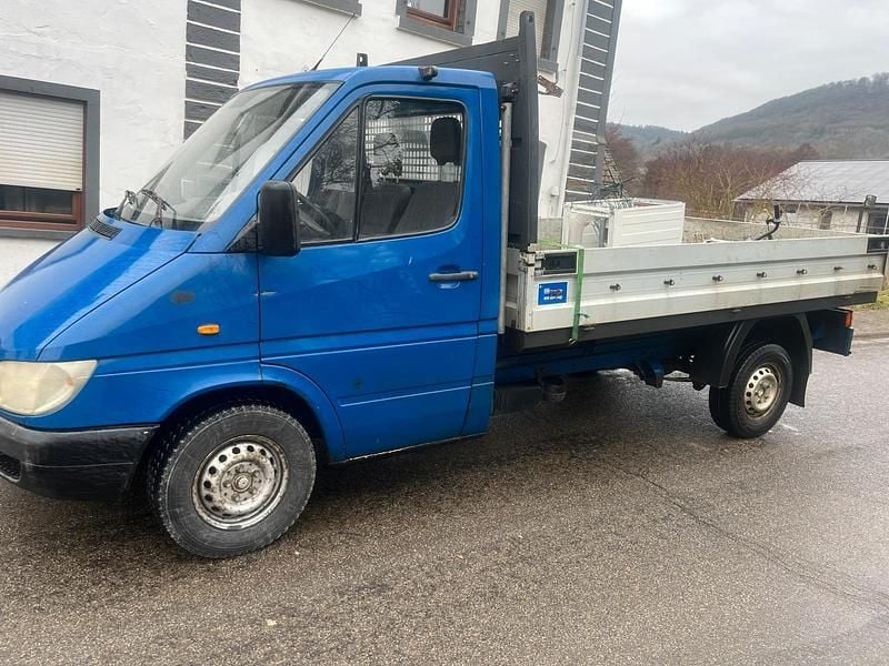 Gebraucht Mercedes Sprinter 110 PS (80 kW) 2000 Blau