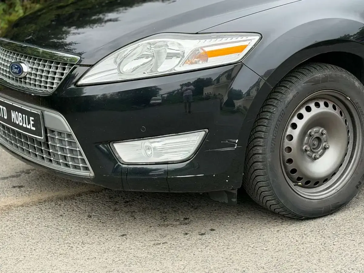 Gebraucht Ford Mondeo Titanium 145 PS (106 kW) 2008 Pantherschwarz metallic Kombi