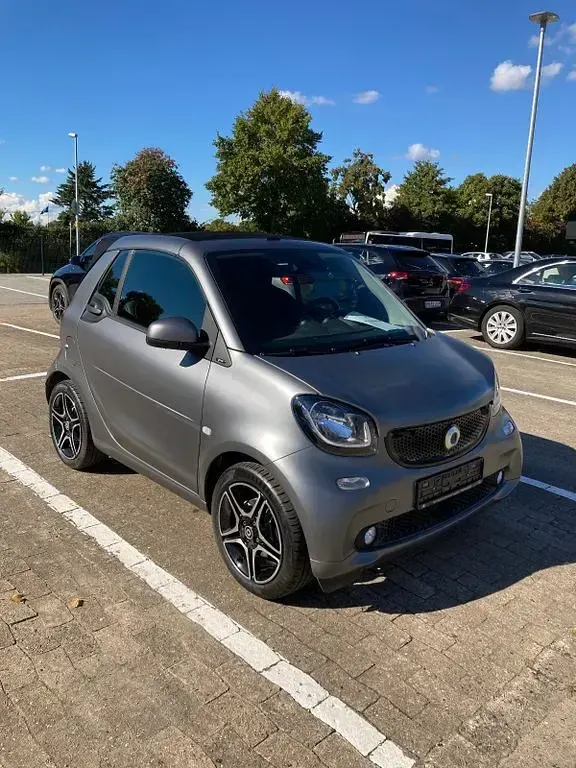 Używany Smart ForTwo Cabrio 90 KM (66 kW) 2019 Szary Kabriolet