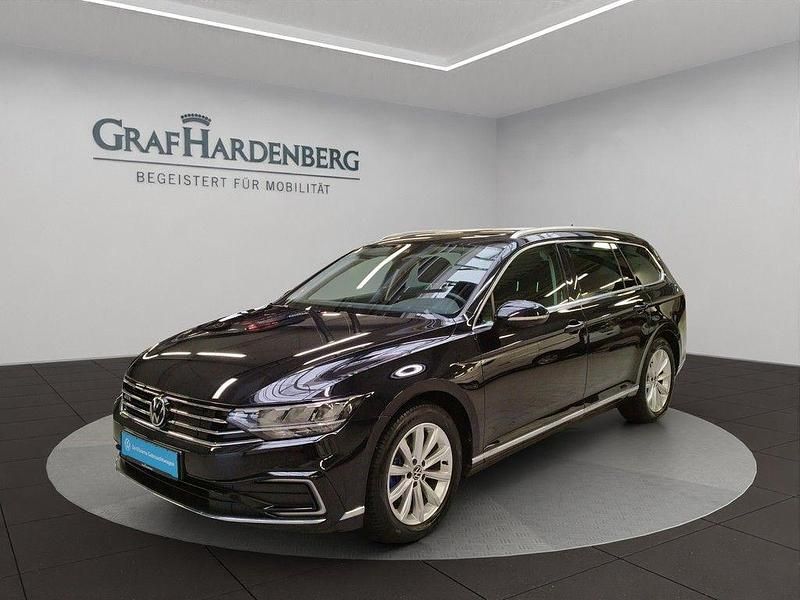 Schwarz Gebraucht 2022 VW Passat GTE Kombi | 23.790 € (Guter Preis) - Bild 1/4
