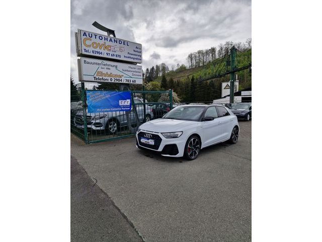 Gletscherweiß metallic (metallic) Gebraucht 2019 Audi A1 Sportback S-Line Kleinwagen | 26.400 € (Fairer Preis) - Bild 1/1