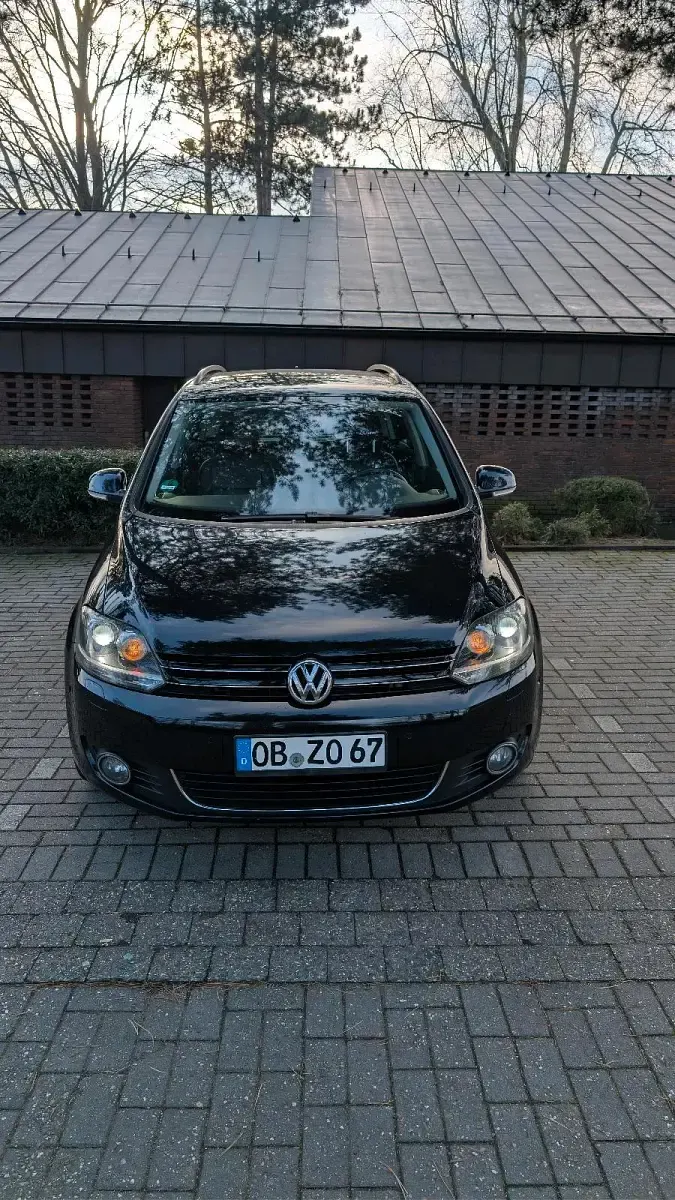 Gebraucht VW Golf VII 140 PS (102 kW) 2013 Schwarz Limousine