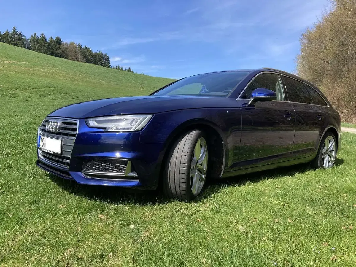 Occasion Audi A4 S-Line 190 ch (139 kW) 2019 Bleue Break