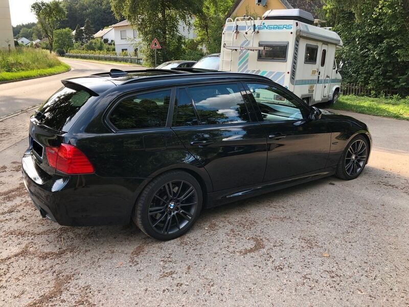 Gebraucht BMW 335 Sport Line 306 PS (225 kW) 2011 Schwarz Kombi