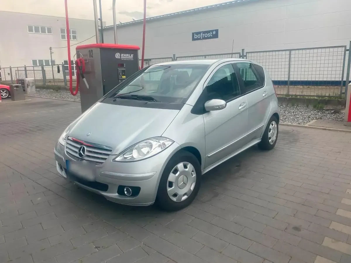 Gebraucht Mercedes A180 Classic 109 PS (80 kW) 2004 Silber Kleinwagen