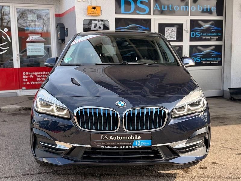 Gebraucht BMW 225 Active Tourer Luxury Line 224 PS (164 kW) 2018 Blau Van / Kleinbus