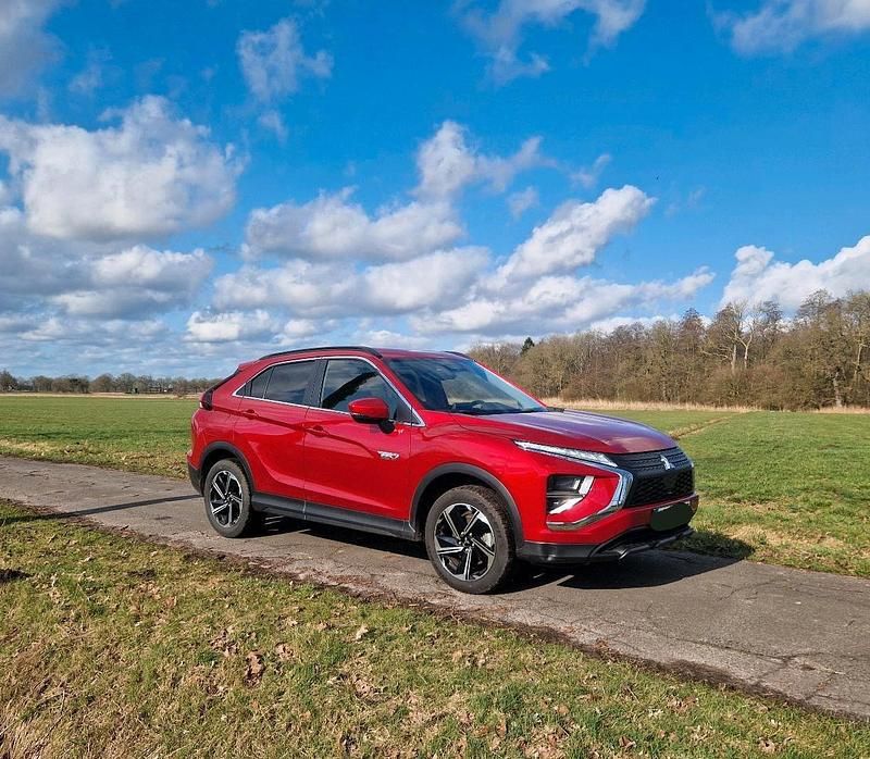 Gebraucht Mitsubishi Eclipse Cross 188 PS (138 kW) 2021 Rot SUV