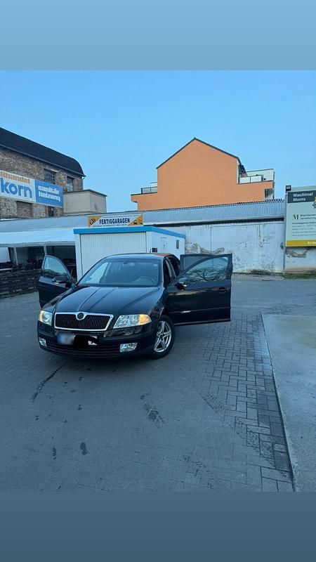 Gebraucht Skoda Octavia 115 PS (84 kW) 2007 Schwarz Limousine