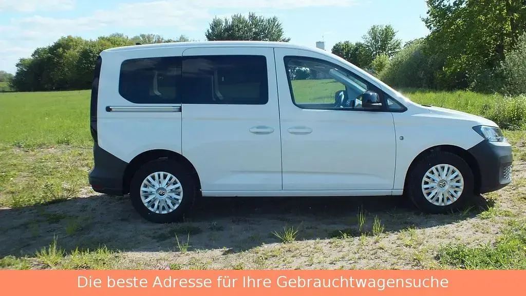 Gebraucht VW Caddy 102 PS (75 kW) 2023 Weiß Van / Kleinbus