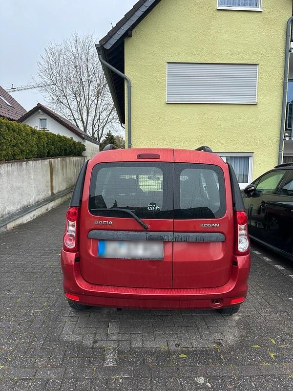 Second-hand Dacia Logan 85 CP (62 kW) 2013 Monovolum