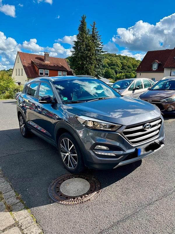 Gebraucht Hyundai Tucson 177 PS (130 kW) 2018 Grau SUV