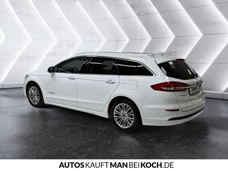 Gebraucht Ford Mondeo Titanium 140 PS (102 kW) 2020 Andere farbe Kombi