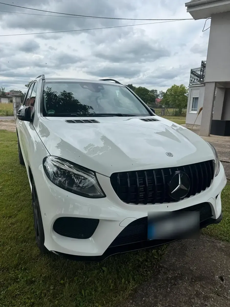 Gebraucht Mercedes GLE350 258 PS (189 kW) 2018 Weiß SUV