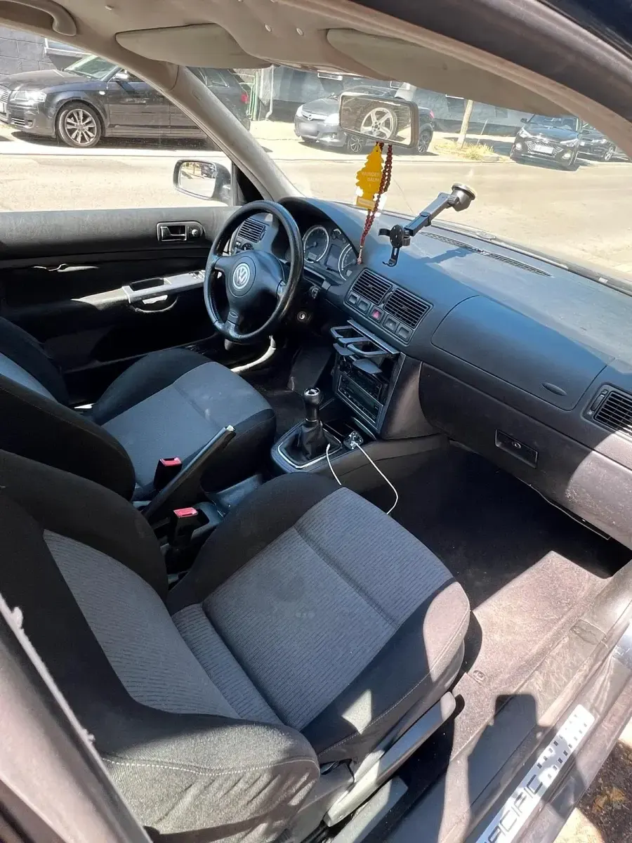 Gebraucht VW Golf IV 100 PS (73 kW) 2005 Blau Coupé