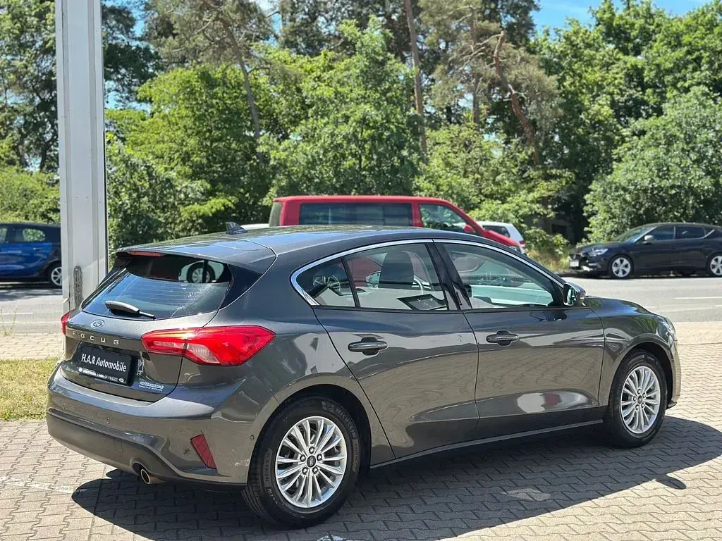 Gebraucht Ford Focus Titanium S 150 PS (110 kW) 2019 Grau Limousine