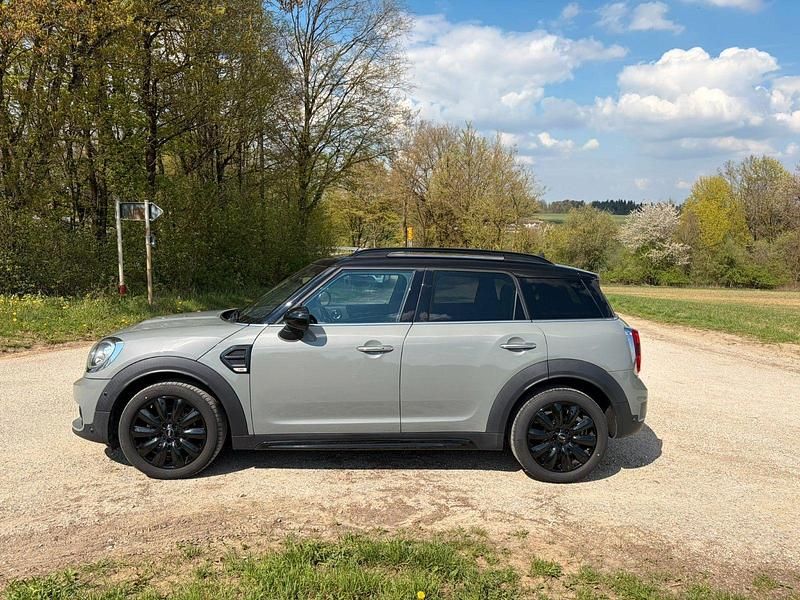 Gebraucht Mini Cooper D 150 PS (110 kW) 2017 Grau Kleinwagen