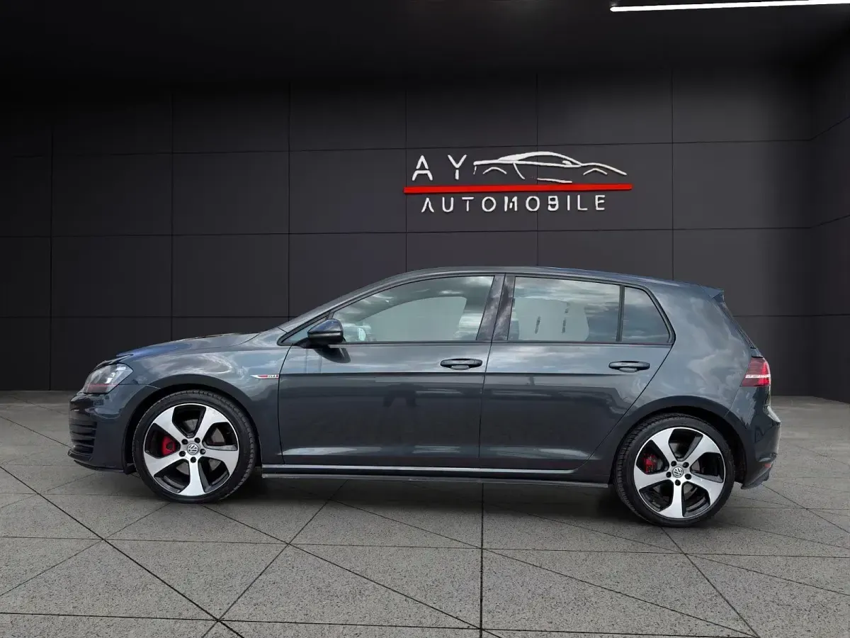Gebraucht VW Golf VII GTI 220 PS (161 kW) 2015 Grau Limousine