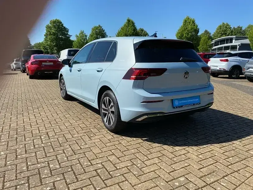 Gebraucht VW Golf VIII R 116 PS (85 kW) 2025 Blau Limousine