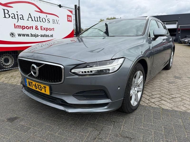 Second-hand Volvo V90 Momentum 190 CP (139 kW) 2017 Break