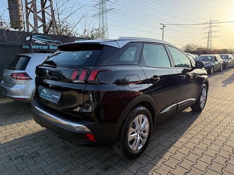 Gebraucht Peugeot 3008 Active 131 PS (96 kW) 2018 Schwarz SUV