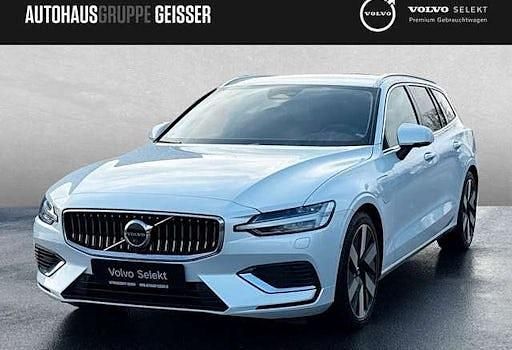 Gebraucht Volvo V60 Plus 350 PS (257 kW) 2025 Weiß Kombi