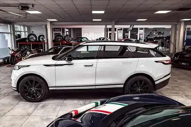 Gebraucht Land Rover Range Rover Velar R-Dynamic 301 PS (221 kW) 2018 Weiß SUV