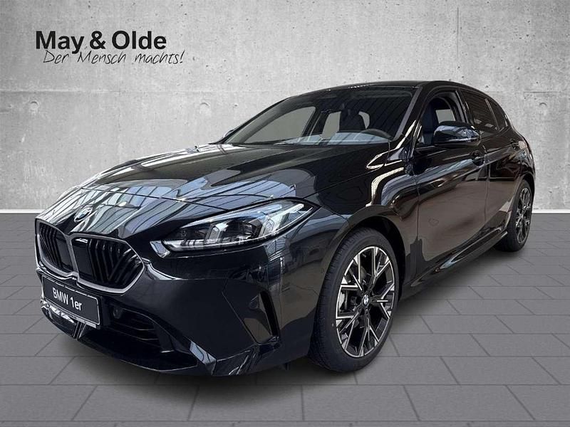 Neu BMW 120 M Sport 170 PS (125 kW) 2025 Black sapphire metallic Kleinwagen