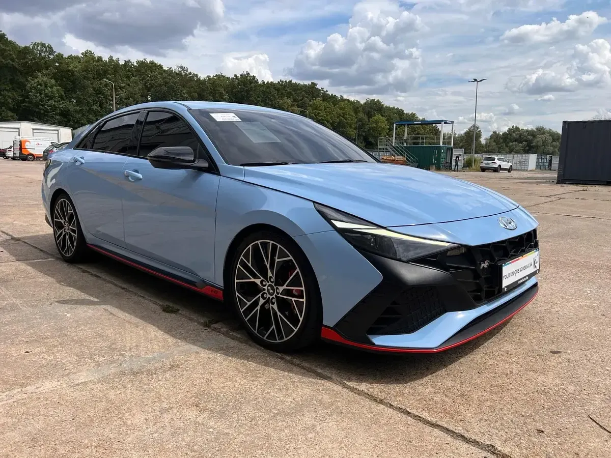 Gebraucht Hyundai Elantra 275 PS (202 kW) 2022 Blau Limousine