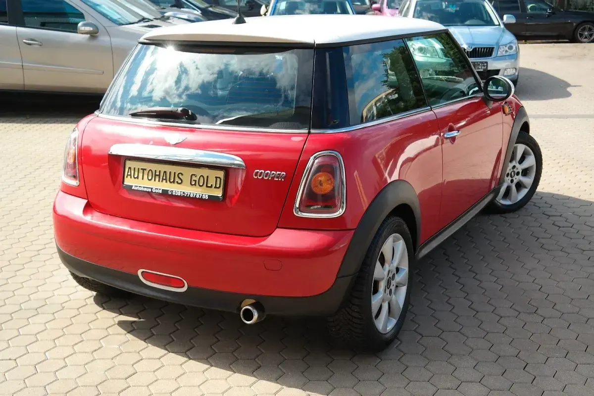 Gebraucht Mini Cooper 120 PS (88 kW) 2007 Rot Kleinwagen