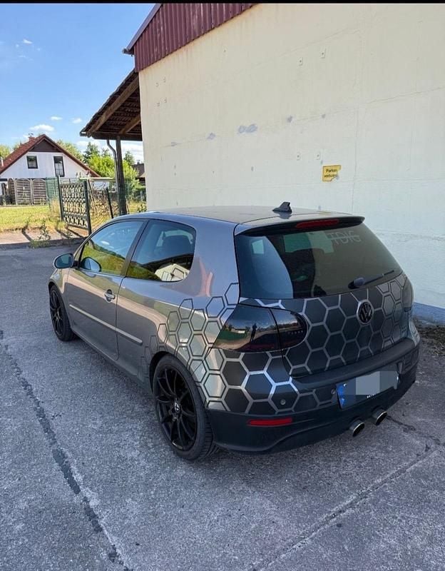 Grau Gebraucht 2008 VW Golf V United Kleinwagen | 4.199 € (Teuer) - Bild 1/4
