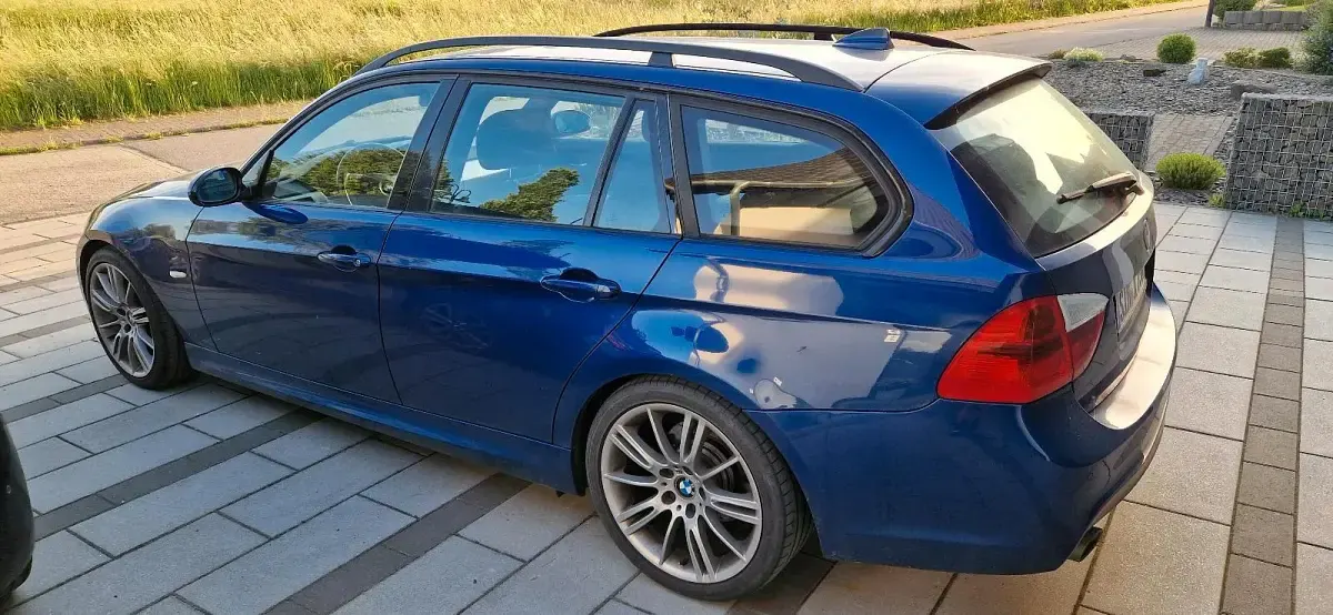 Gebraucht BMW 320 M Sport 177 PS (130 kW) 2008 Blau Kombi
