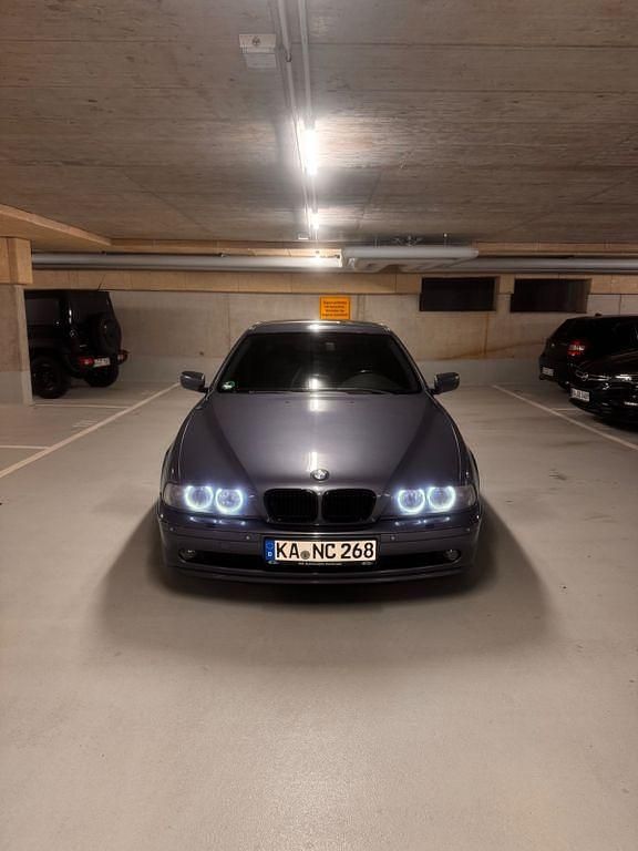 Gebraucht BMW 520 170 PS (125 kW) 2002 Blau Limousine